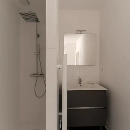 Villa Maison 8p Avec Piscine Proche De La *